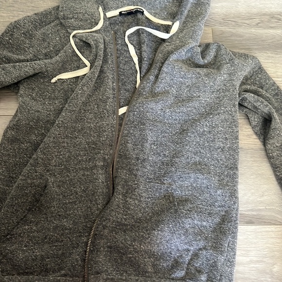 Brandy Melville women hoodies. - Picture 2 of 3